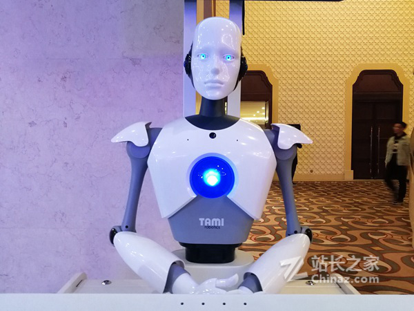 大數據經濟堪比人間《黑鏡》，一文打盡九大科技趨勢